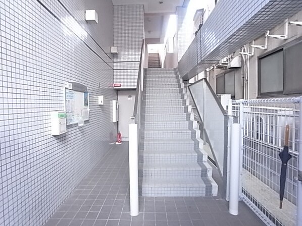 奈良駅 徒歩5分 4階の物件外観写真